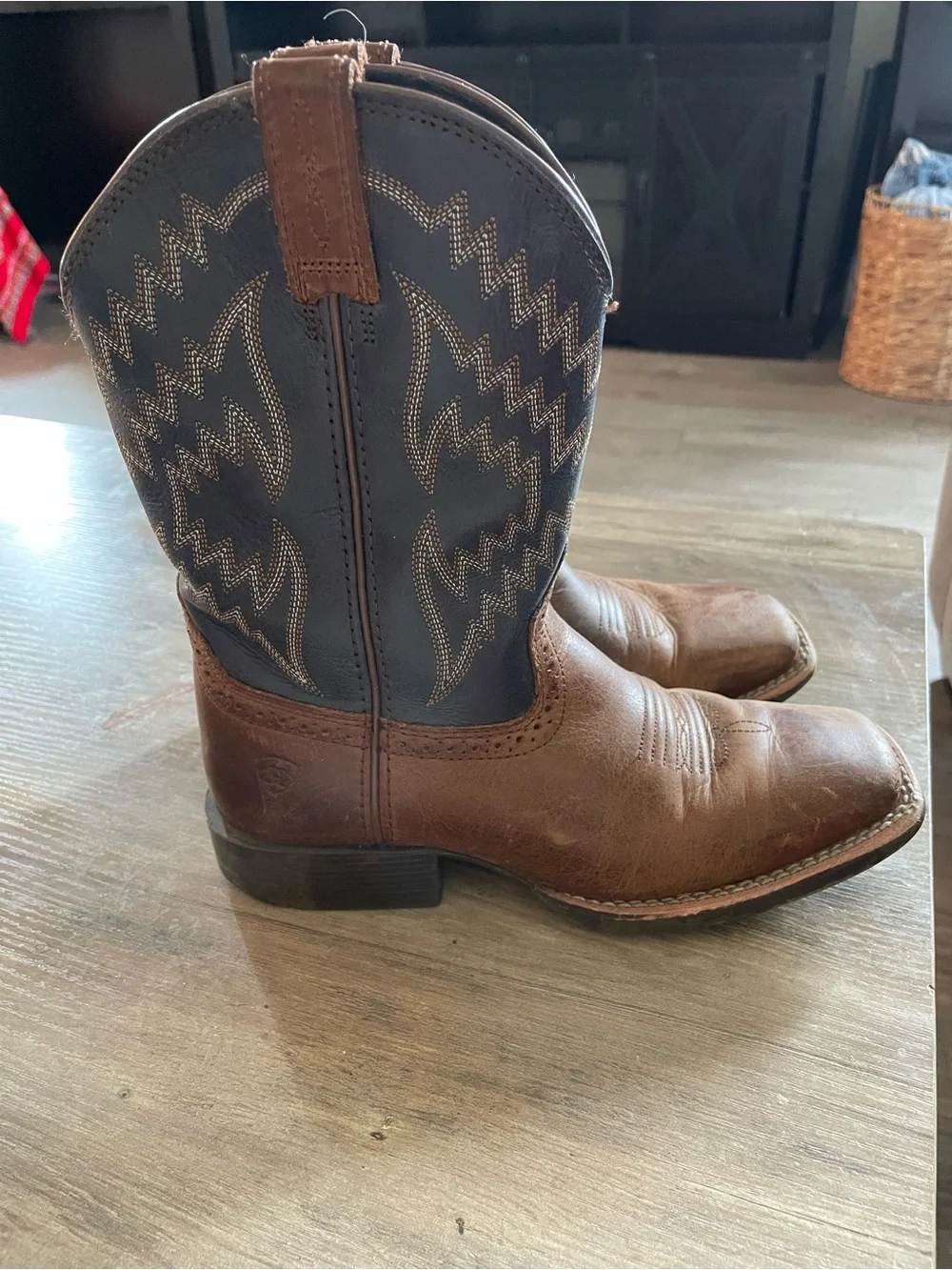 Ariat Kids 2 Tycoon western Arizona Flame pattern square toe brown leather boots